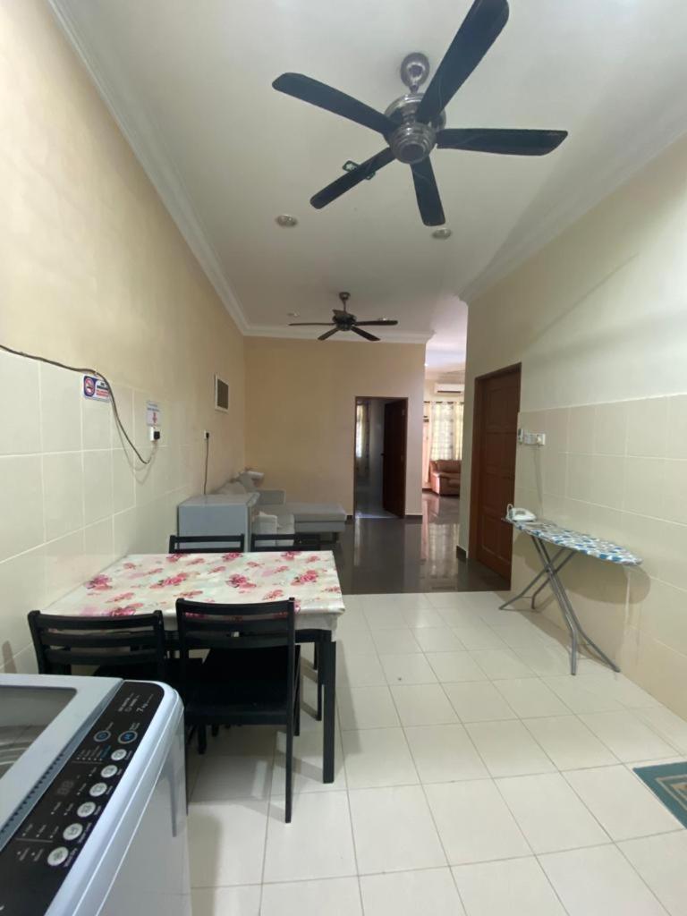Homestay Tok Ma 1 Alur Tuman 马江 外观 照片